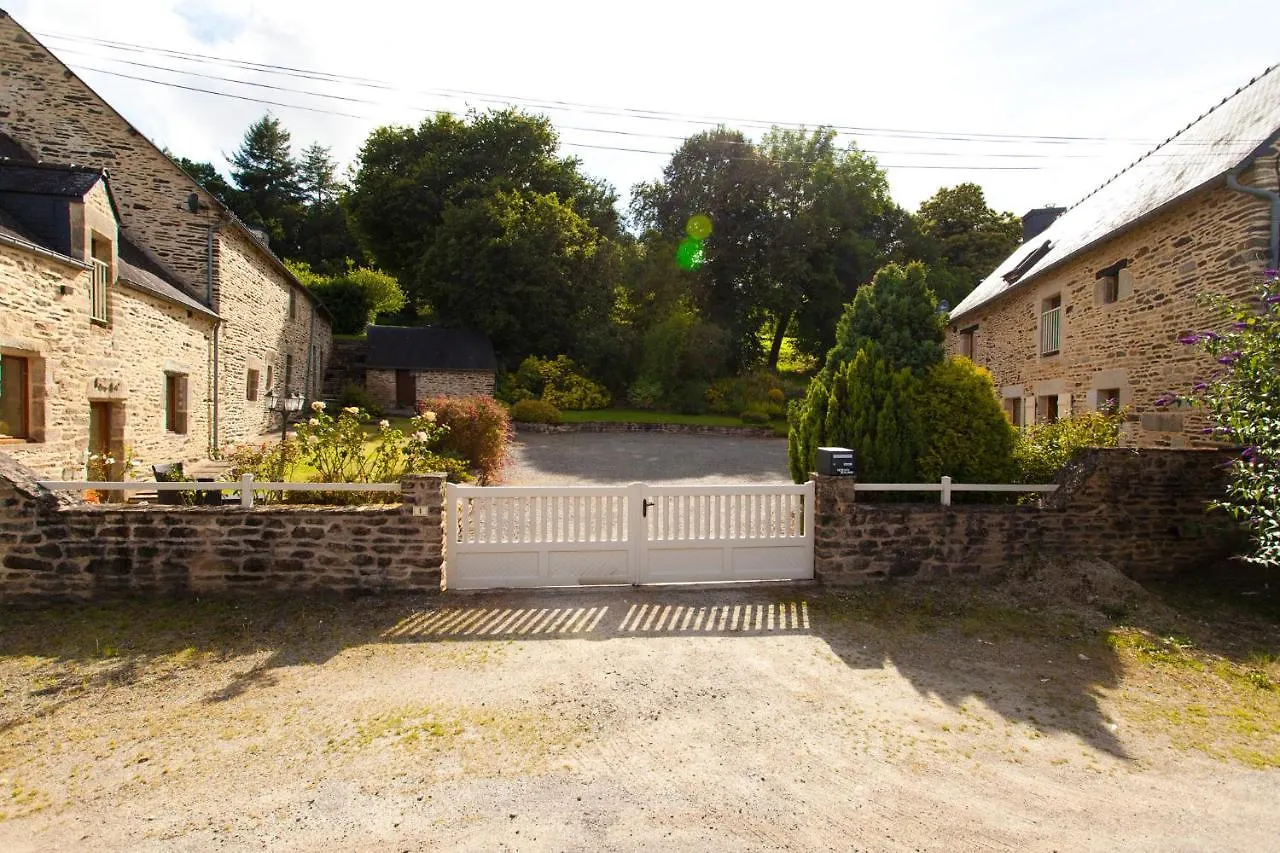 Stone Cottage With Modern Cosy Interior Near To Josselin Perfect Retreat For Writers Or Star Gazers Guégon Dom wakacyjny